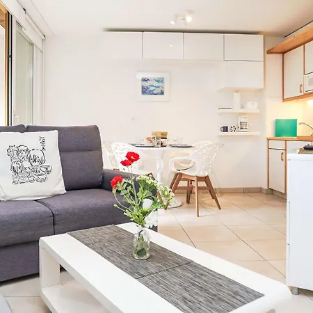 Mont-fort 64 By Interhome Lejlighed *